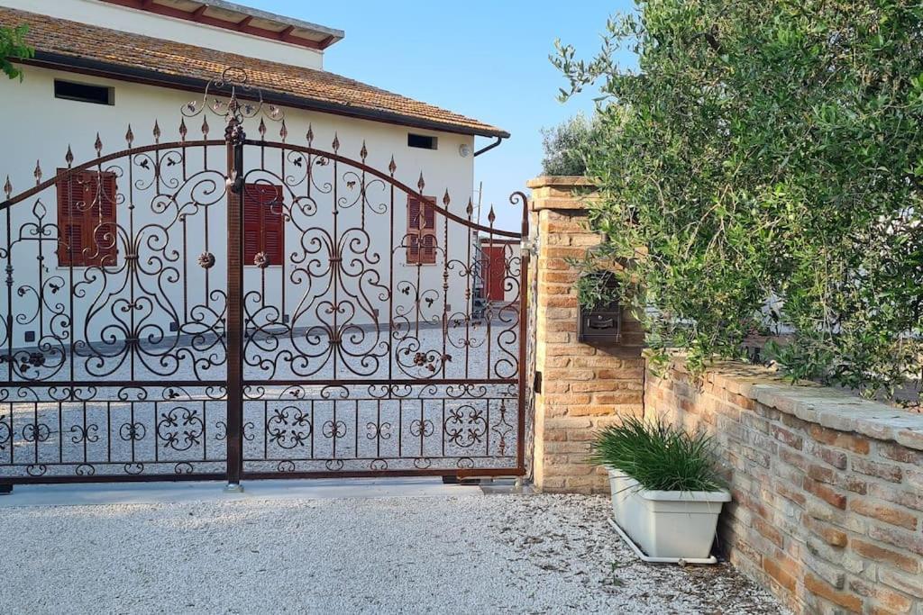 Villa Sant Isidoro Corinaldo Exterior photo